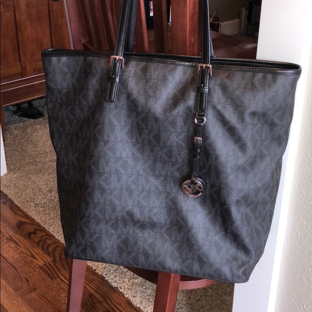 Michael Kors large jet set carryall tote